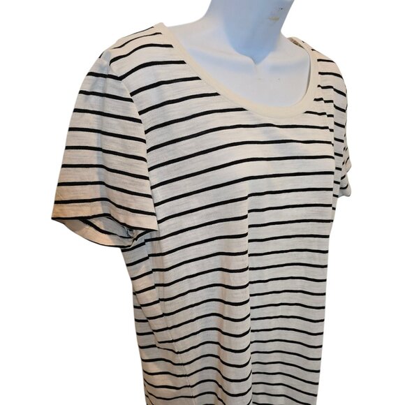 Mossimo Black/White XXL Top NWT - Picture 3 of 11